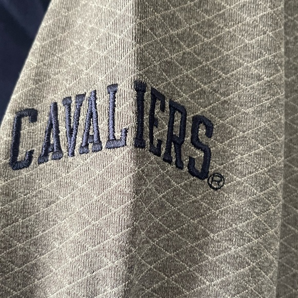 University of Virginia (UVA) Cavaliers Quarter Zip Champion - Picture 4 of 12